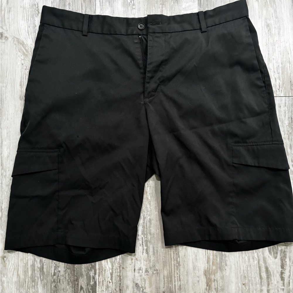 Nike Men's Black Cargo Shorts
